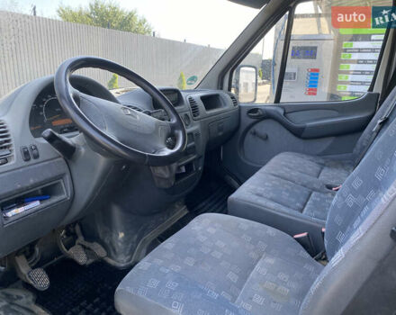 Белый Мерседес Sprinter, объемом двигателя 2.1 л и пробегом 286 тыс. км за 8200 $, фото 11 на Automoto.ua