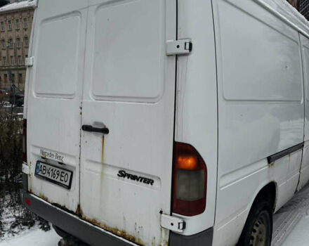 Білий Мерседес Sprinter, об'ємом двигуна 2.15 л та пробігом 389 тис. км за 6403 $, фото 4 на Automoto.ua