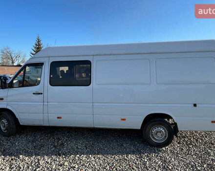 Белый Мерседес Sprinter, объемом двигателя 2.15 л и пробегом 561 тыс. км за 8999 $, фото 3 на Automoto.ua