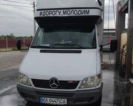 Белый Мерседес Sprinter, объемом двигателя 2.7 л и пробегом 790 тыс. км за 11300 $, фото 3 на Automoto.ua