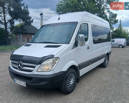 Белый Мерседес Sprinter, объемом двигателя 2.15 л и пробегом 712 тыс. км за 8900 $, фото 1 на Automoto.ua