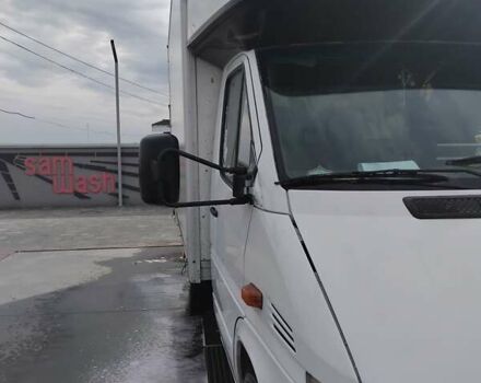 Белый Мерседес Sprinter, объемом двигателя 2.7 л и пробегом 790 тыс. км за 11300 $, фото 8 на Automoto.ua