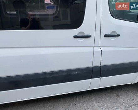 Белый Мерседес Sprinter, объемом двигателя 2.1 л и пробегом 480 тыс. км за 9600 $, фото 2 на Automoto.ua