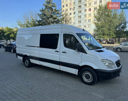 Белый Мерседес Sprinter, объемом двигателя 3 л и пробегом 550 тыс. км за 15500 $, фото 13 на Automoto.ua