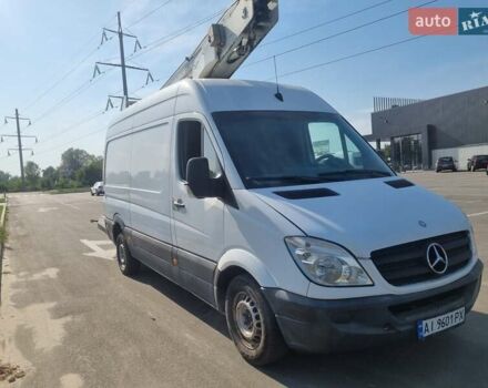 Белый Мерседес Sprinter, объемом двигателя 2.15 л и пробегом 500 тыс. км за 19500 $, фото 1 на Automoto.ua