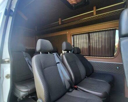 Белый Мерседес Sprinter, объемом двигателя 2.15 л и пробегом 630 тыс. км за 13000 $, фото 5 на Automoto.ua