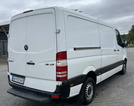 Белый Мерседес Sprinter, объемом двигателя 2.14 л и пробегом 275 тыс. км за 9400 $, фото 4 на Automoto.ua