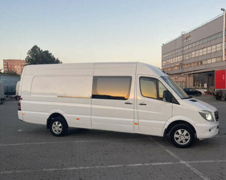 Белый Мерседес Sprinter, объемом двигателя 0 л и пробегом 346 тыс. км за 22000 $, фото 2 на Automoto.ua