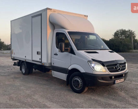Белый Мерседес Sprinter, объемом двигателя 0 л и пробегом 500 тыс. км за 17700 $, фото 1 на Automoto.ua