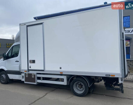 Белый Мерседес Sprinter, объемом двигателя 0 л и пробегом 500 тыс. км за 17700 $, фото 5 на Automoto.ua