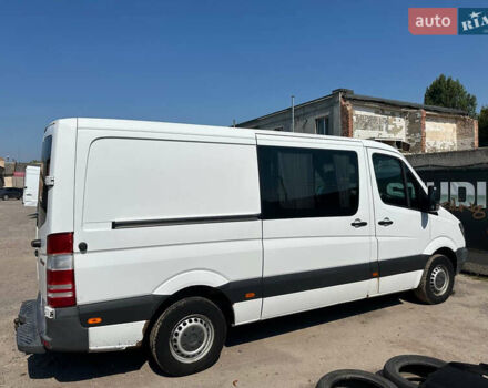 Білий Мерседес Sprinter, об'ємом двигуна 2.2 л та пробігом 556 тис. км за 12000 $, фото 3 на Automoto.ua