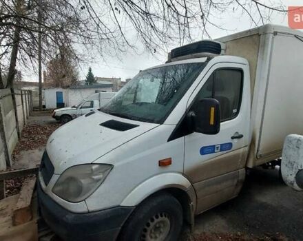 Белый Мерседес Sprinter, объемом двигателя 2.14 л и пробегом 378 тыс. км за 10500 $, фото 4 на Automoto.ua