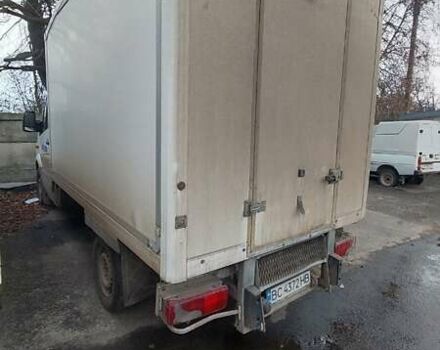 Белый Мерседес Sprinter, объемом двигателя 2.14 л и пробегом 378 тыс. км за 10500 $, фото 3 на Automoto.ua
