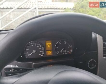 Белый Мерседес Sprinter, объемом двигателя 2.14 л и пробегом 427 тыс. км за 19000 $, фото 11 на Automoto.ua