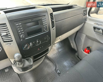 Белый Мерседес Sprinter, объемом двигателя 2.14 л и пробегом 348 тыс. км за 22500 $, фото 50 на Automoto.ua