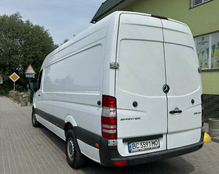 Белый Мерседес Sprinter, объемом двигателя 2.14 л и пробегом 468 тыс. км за 14900 $, фото 5 на Automoto.ua