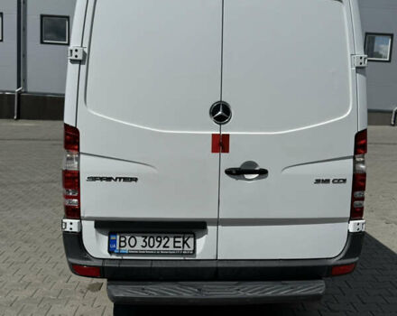 Белый Мерседес Sprinter, объемом двигателя 2.14 л и пробегом 380 тыс. км за 17499 $, фото 4 на Automoto.ua