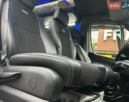 Білий Мерседес Sprinter, об'ємом двигуна 2.14 л та пробігом 345 тис. км за 31300 $, фото 11 на Automoto.ua