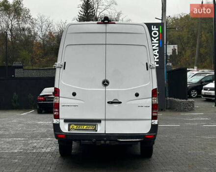Білий Мерседес Sprinter, об'ємом двигуна 2.14 л та пробігом 345 тис. км за 31300 $, фото 4 на Automoto.ua