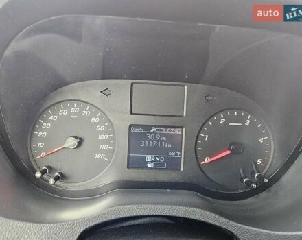 Мерседес Sprinter 2020 в Нежине на Automoto.ua Белый Мерседес Sprinter, объемом двигателя 2.99 л и пробегом 316 тыс. км за 37000 $, фото 10 на Automoto.ua