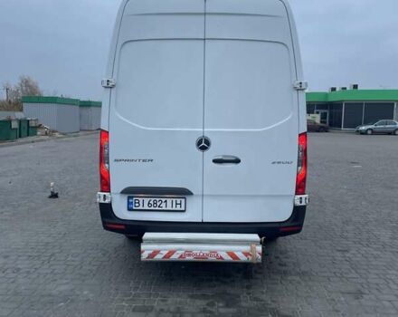 Білий Мерседес Sprinter, об'ємом двигуна 1.99 л та пробігом 167 тис. км за 33000 $, фото 7 на Automoto.ua