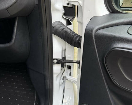 Белый Мерседес Sprinter, объемом двигателя 2.2 л и пробегом 138 тыс. км за 25800 $, фото 49 на Automoto.ua