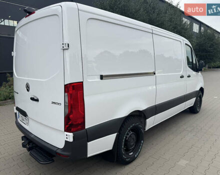 Білий Мерседес Sprinter, об'ємом двигуна 1.95 л та пробігом 11 тис. км за 39400 $, фото 3 на Automoto.ua