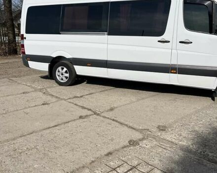 Белый Мерседес Sprinter, объемом двигателя 3 л и пробегом 560 тыс. км за 21000 $, фото 5 на Automoto.ua