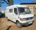 Белый Мерседес Sprinter, объемом двигателя 2.3 л и пробегом 500 тыс. км за 2000 $, фото 1 на Automoto.ua