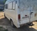 Белый Мерседес Sprinter, объемом двигателя 2.3 л и пробегом 500 тыс. км за 2000 $, фото 3 на Automoto.ua