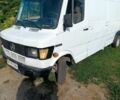 Белый Мерседес Sprinter, объемом двигателя 0 л и пробегом 200 тыс. км за 3500 $, фото 1 на Automoto.ua