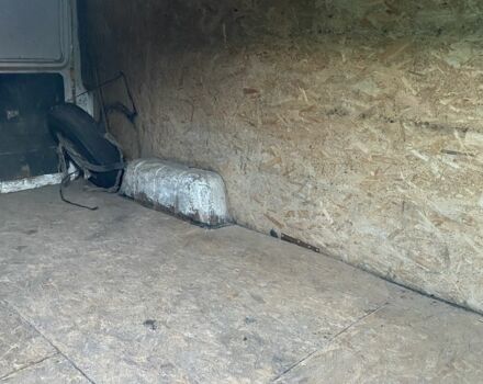 Белый Мерседес Sprinter, объемом двигателя 0 л и пробегом 253 тыс. км за 1400 $, фото 13 на Automoto.ua