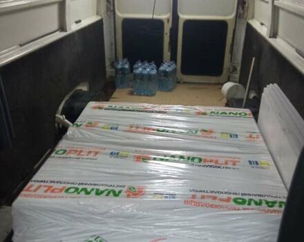 Белый Мерседес Sprinter, объемом двигателя 2.87 л и пробегом 350 тыс. км за 5200 $, фото 4 на Automoto.ua