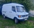 Белый Мерседес Sprinter, объемом двигателя 3 л и пробегом 600 тыс. км за 2390 $, фото 1 на Automoto.ua