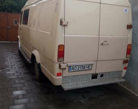 Белый Мерседес Sprinter, объемом двигателя 2.87 л и пробегом 350 тыс. км за 5200 $, фото 1 на Automoto.ua