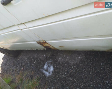 Белый Мерседес Sprinter, объемом двигателя 2.3 л и пробегом 583 тыс. км за 3100 $, фото 9 на Automoto.ua