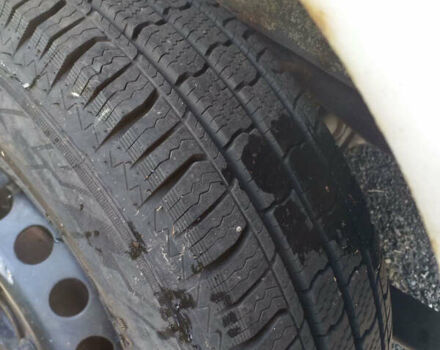 Белый Мерседес Sprinter, объемом двигателя 2.3 л и пробегом 583 тыс. км за 3100 $, фото 3 на Automoto.ua