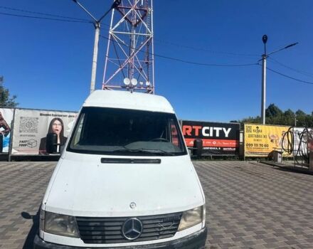 Білий Мерседес Sprinter, об'ємом двигуна 2.3 л та пробігом 400 тис. км за 4200 $, фото 1 на Automoto.ua
