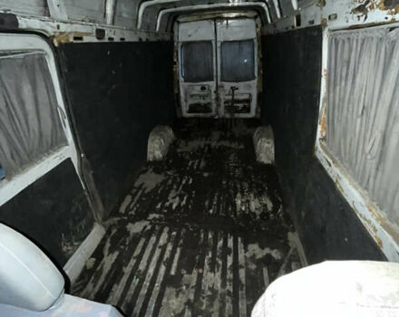 Белый Мерседес Sprinter, объемом двигателя 2.87 л и пробегом 450 тыс. км за 3800 $, фото 2 на Automoto.ua