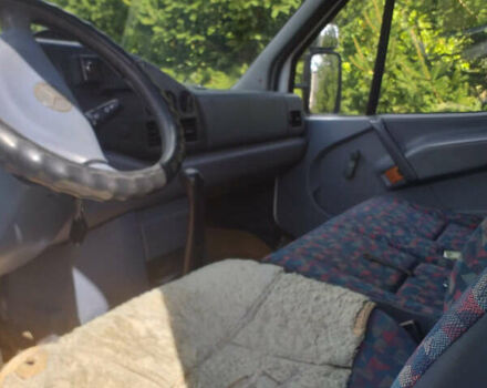Белый Мерседес Sprinter, объемом двигателя 2.3 л и пробегом 583 тыс. км за 3100 $, фото 5 на Automoto.ua
