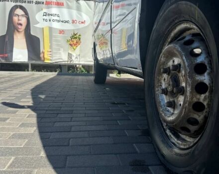 Білий Мерседес Sprinter, об'ємом двигуна 2.3 л та пробігом 400 тис. км за 4200 $, фото 2 на Automoto.ua