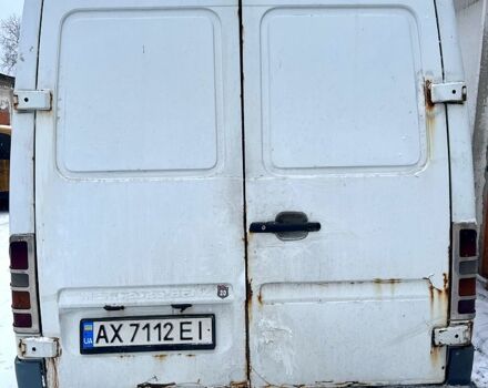 Білий Мерседес Sprinter, об'ємом двигуна 2.3 л та пробігом 711 тис. км за 4000 $, фото 4 на Automoto.ua