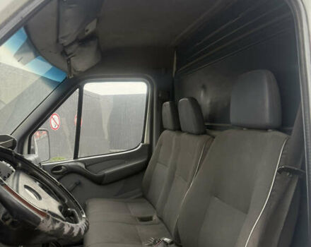 Білий Мерседес Sprinter, об'ємом двигуна 2.3 л та пробігом 380 тис. км за 4200 $, фото 6 на Automoto.ua