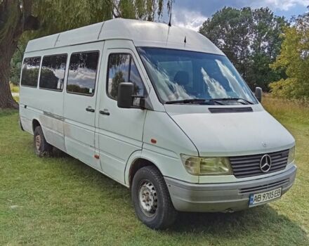 Белый Мерседес Sprinter, объемом двигателя 0 л и пробегом 500 тыс. км за 4600 $, фото 5 на Automoto.ua