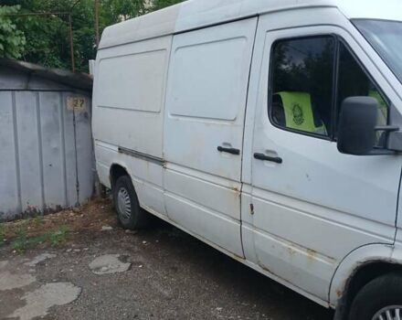 Белый Мерседес Sprinter, объемом двигателя 2.3 л и пробегом 695 тыс. км за 3200 $, фото 3 на Automoto.ua