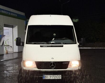 Белый Мерседес Sprinter, объемом двигателя 2.3 л и пробегом 200 тыс. км за 2999 $, фото 1 на Automoto.ua