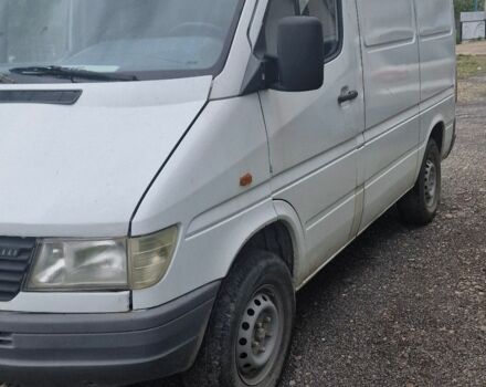 Белый Мерседес Sprinter, объемом двигателя 2.3 л и пробегом 100 тыс. км за 3600 $, фото 1 на Automoto.ua