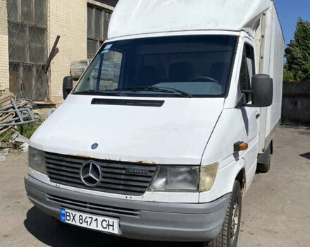 Білий Мерседес Sprinter, об'ємом двигуна 2.3 л та пробігом 400 тис. км за 6200 $, фото 2 на Automoto.ua