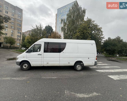 Белый Мерседес Sprinter, объемом двигателя 2.9 л и пробегом 600 тыс. км за 6300 $, фото 9 на Automoto.ua