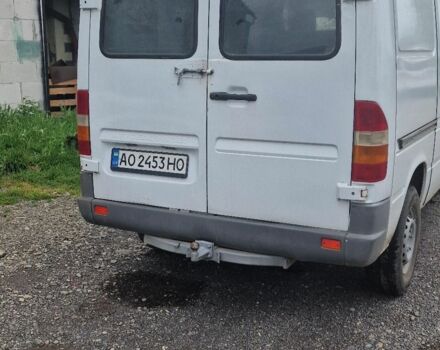 Белый Мерседес Sprinter, объемом двигателя 2.3 л и пробегом 100 тыс. км за 3600 $, фото 5 на Automoto.ua